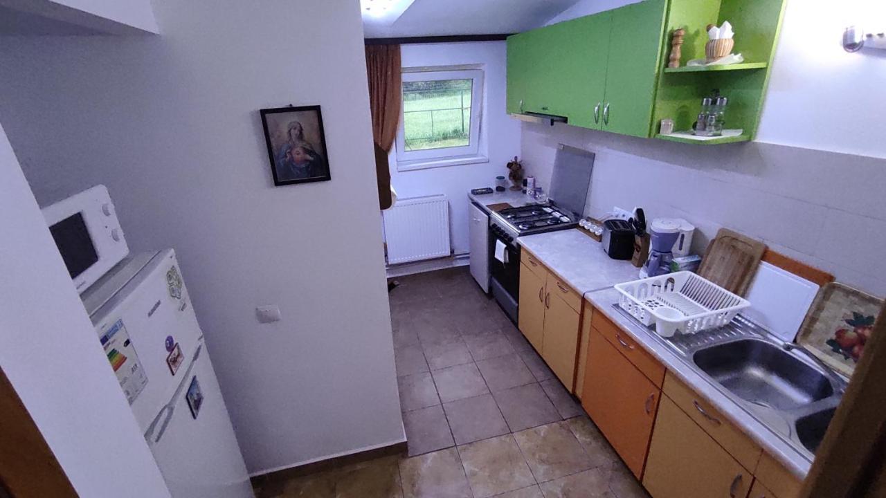 Home Away From Home Gura Rîului Extérieur photo